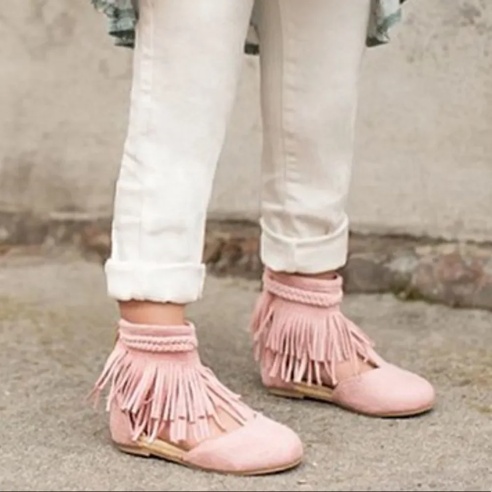 NWOT JoyFolie Fennah in Rose Pink Sandals Fringes Boho Gladiator Flats Pastel 5